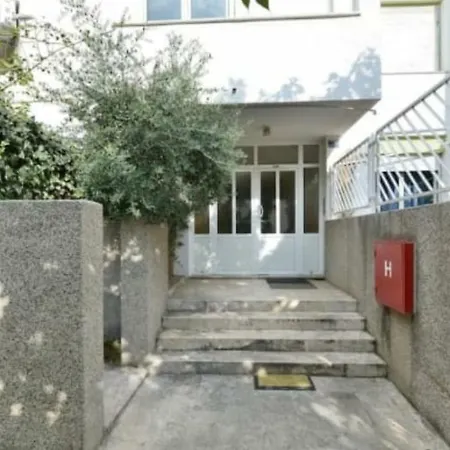 Skradinska 1 شقة *
